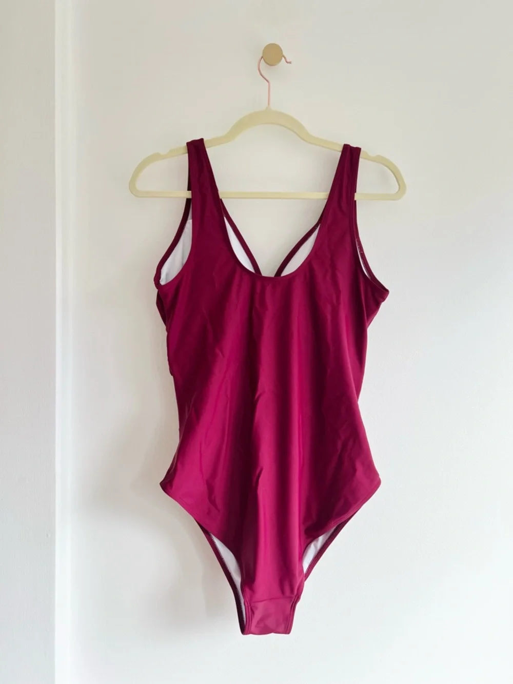Summersunshine Women’s Maternity Twist-Front One-Piece Swimsuit in Red Wine | L - Picture 5 of 16